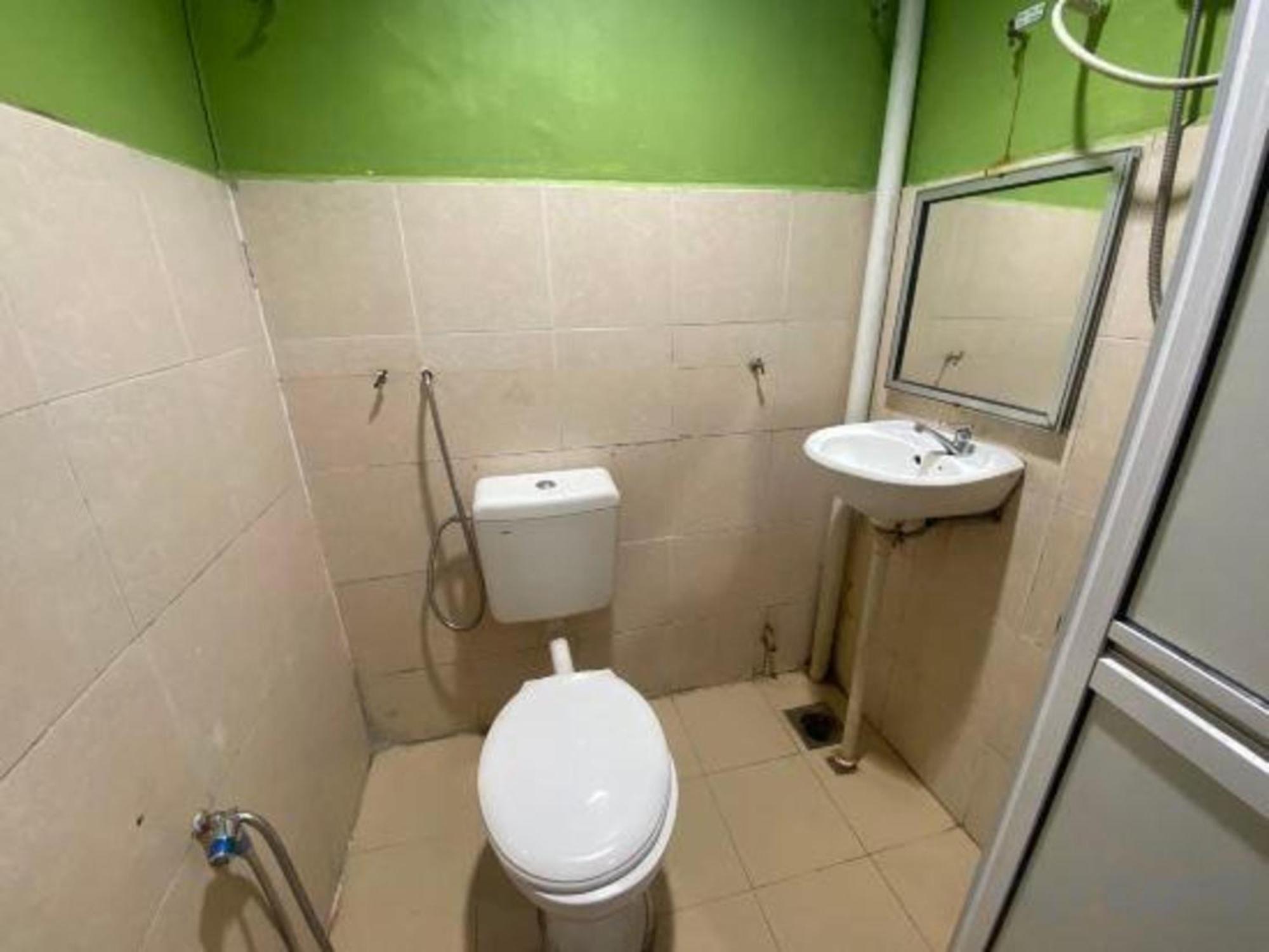 Muadzam Shah Oyo 91065 Hotel De Anjung מראה חיצוני תמונה