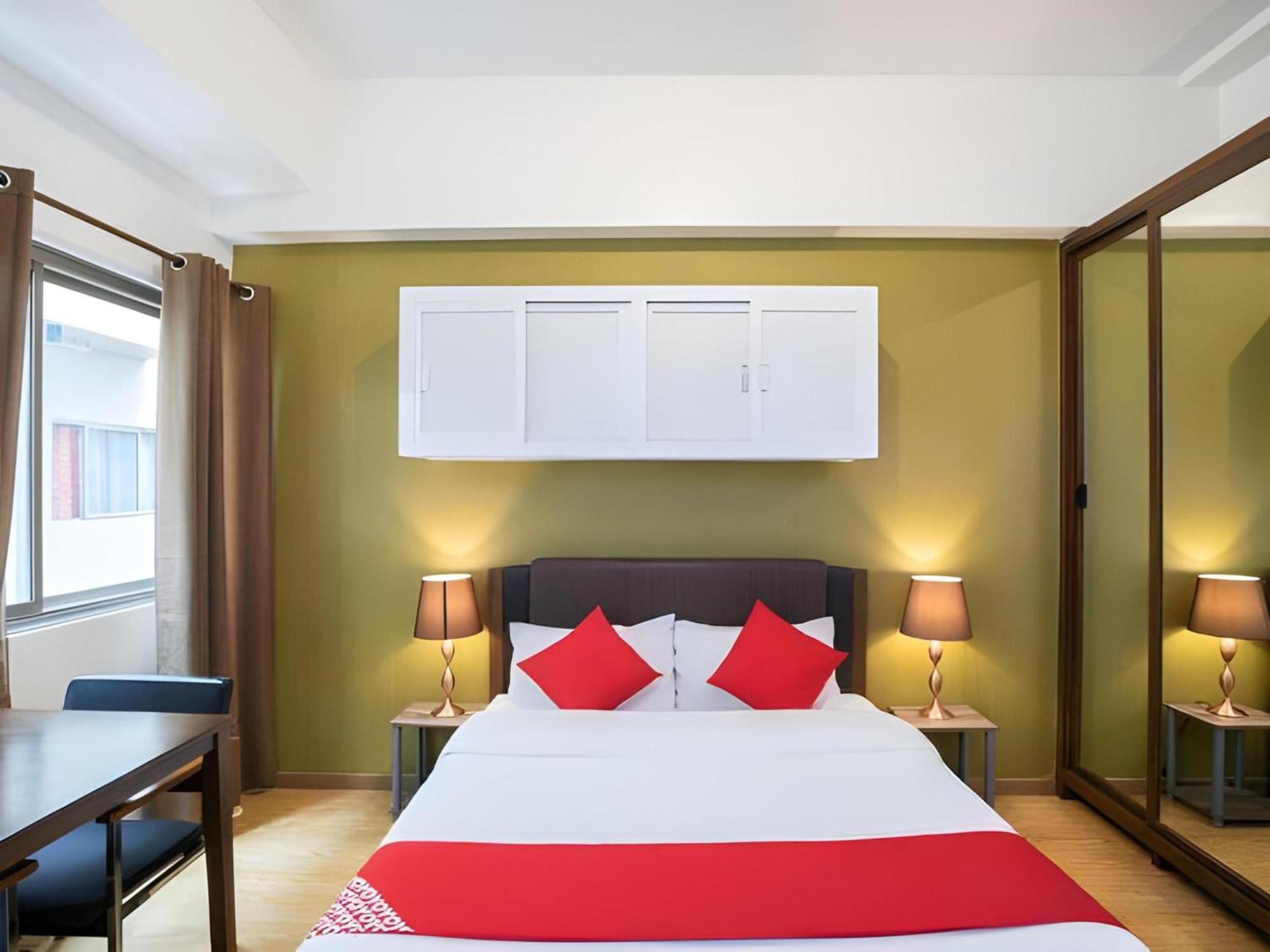 Muadzam Shah Oyo 91065 Hotel De Anjung מראה חיצוני תמונה
